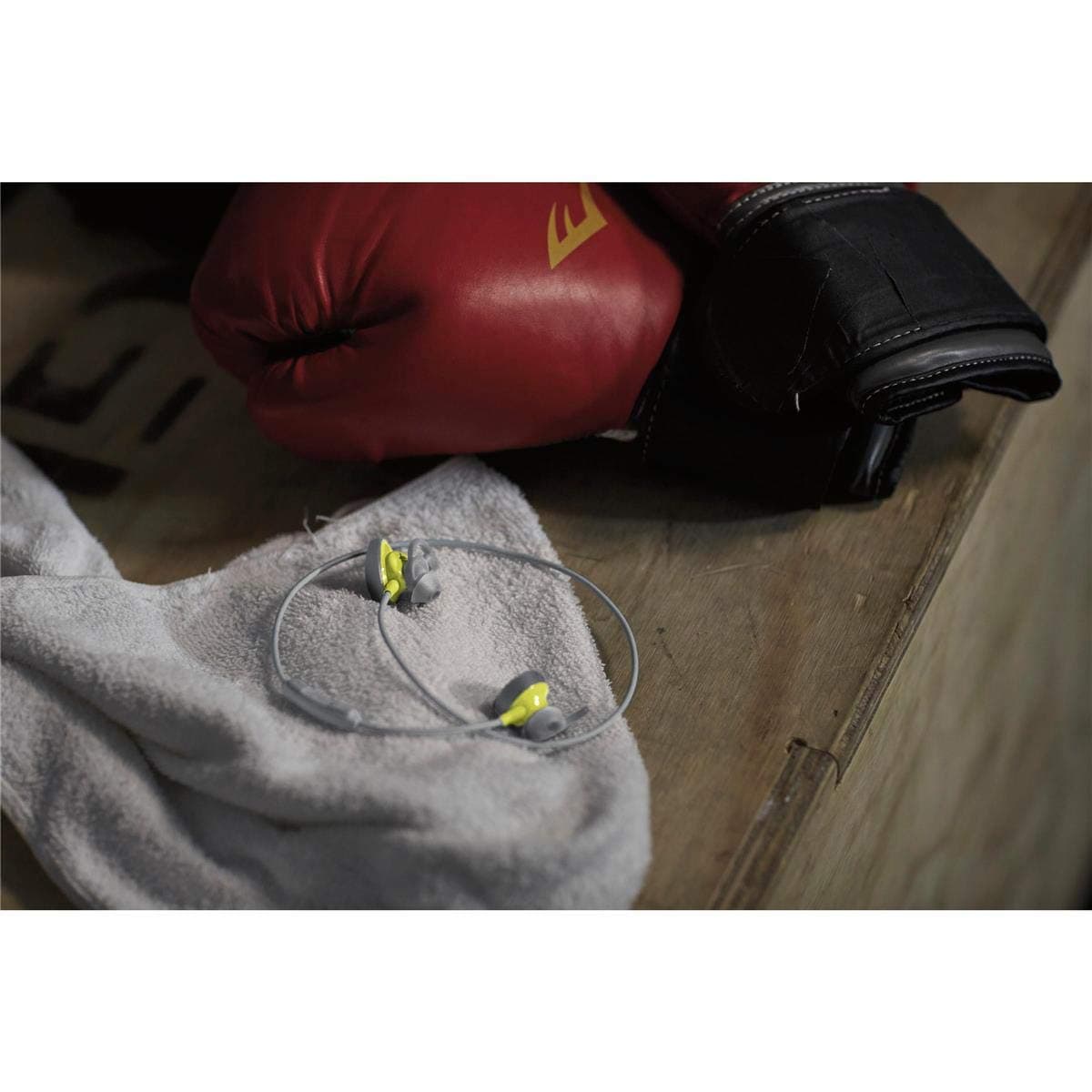 Bose SoundSport Wireless Headphones, Citron - Image 2