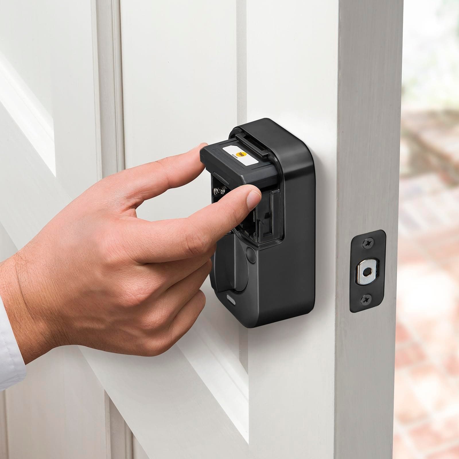 Yale Wi-Fi Smart Module for Yale Assure Digital Electronic Locks or Levers, ‎R-AYR-MOD-WF1-USA - Image 7
