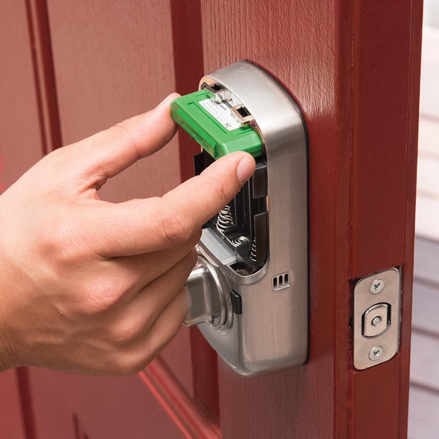Yale Assure Lock Deadbolt, Satin Nickel Digital Touchscreen Keypad with Z-Wave and Backup Key for Front or Back Entry Door, YRD226-ZW2-619 - Image 4