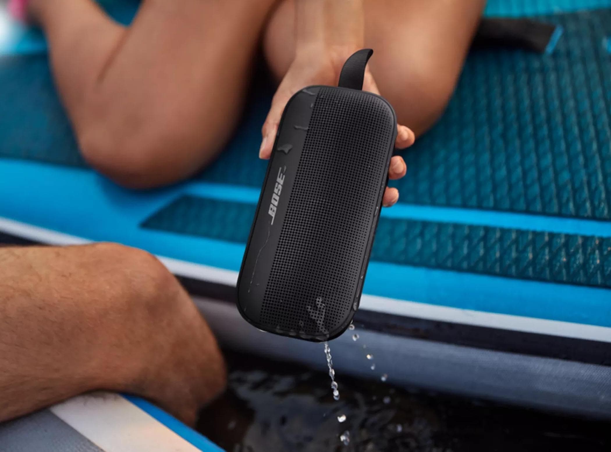 Bose SoundLink Flex Bluetooth Speaker, Portable Speaker with Microphone, Wireless Waterproof Speaker for Travel, Outdoor and Pool Use, Black - Image 6