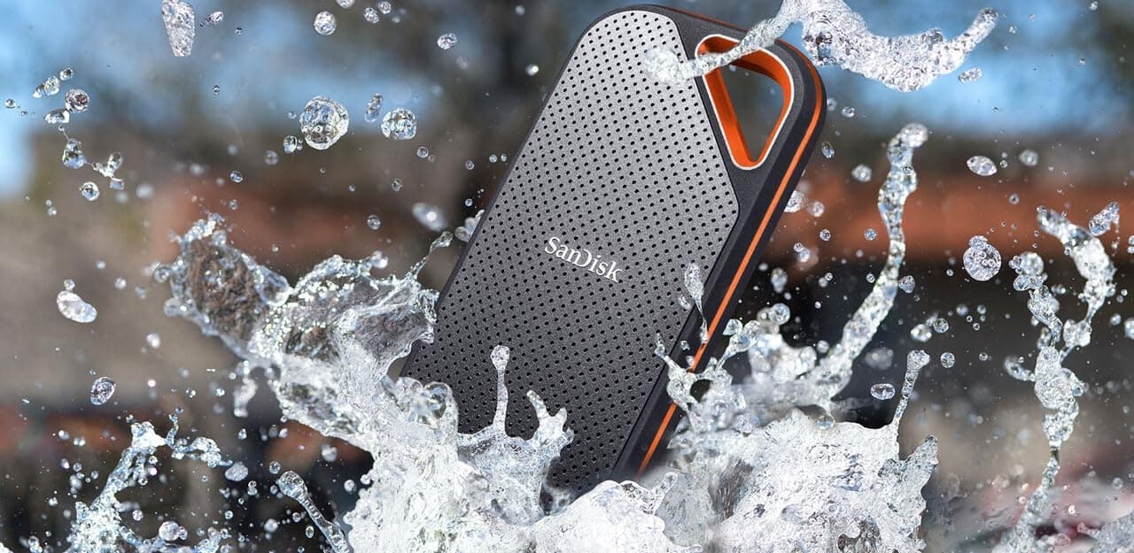 SANDISK 2TB Extreme PRO Portable SSD - Up to 2000MB/s - USB-C, USB 3.2 Gen 2x2, IP65 Water and Dust Resistance, Updated Firmware - External Solid State Drive - SDSSDE81-2T00-G25 - Image 2