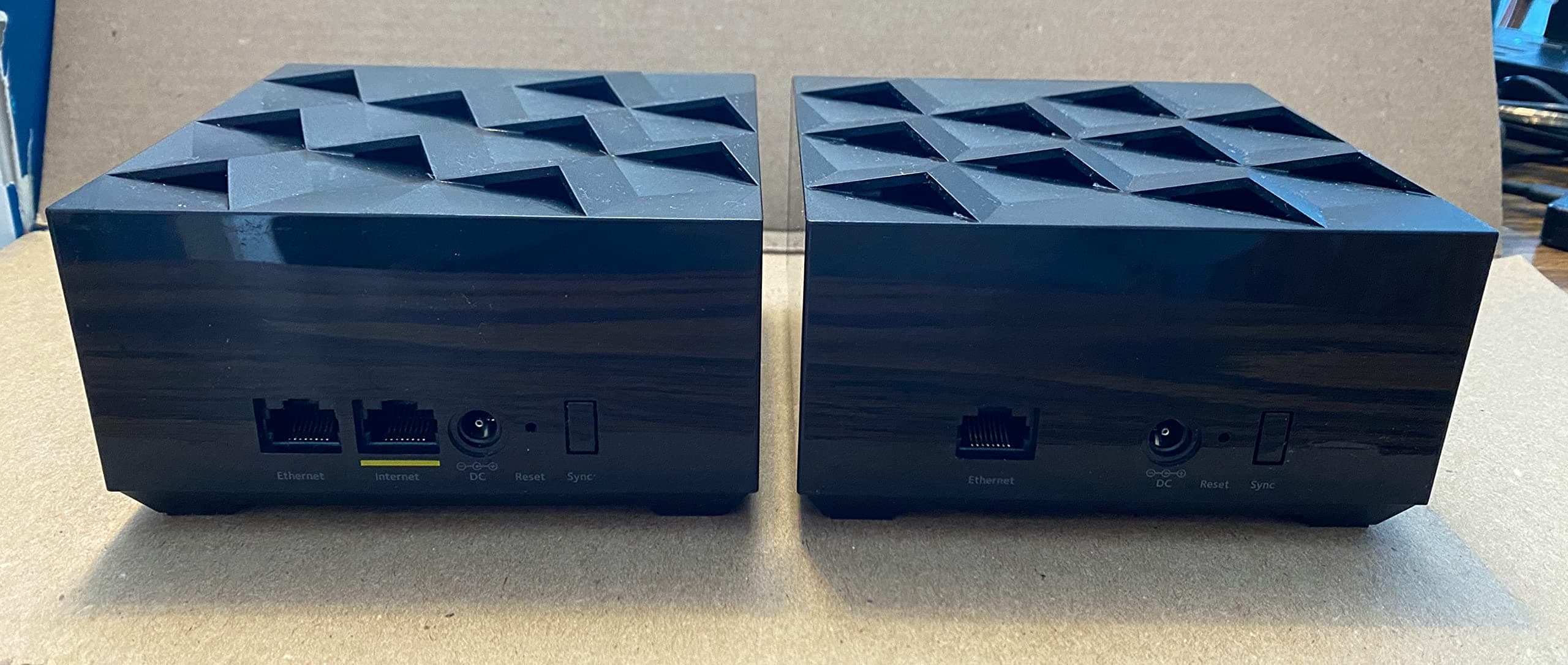 NETGEAR Nighthawk Whole Home Mesh WiFi 6 System (MK62) - AX1800 Router with 1 Satellite Extender, Coverage up to 3,000 sq. ft. and 25+ Devices - Image 4