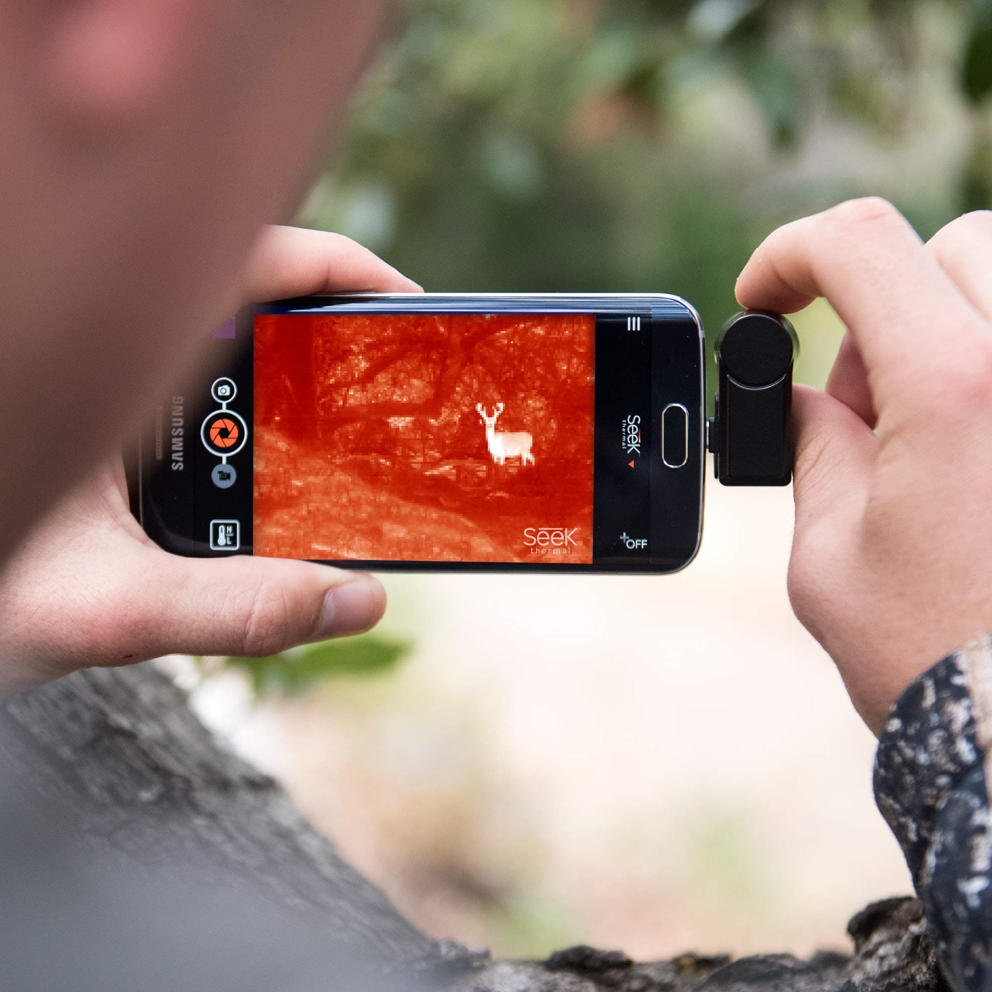 Seek Thermal CompactXR – Outdoor Thermal Imaging Camera for Android MicroUSB, Black (UT-AAA) - Image 2