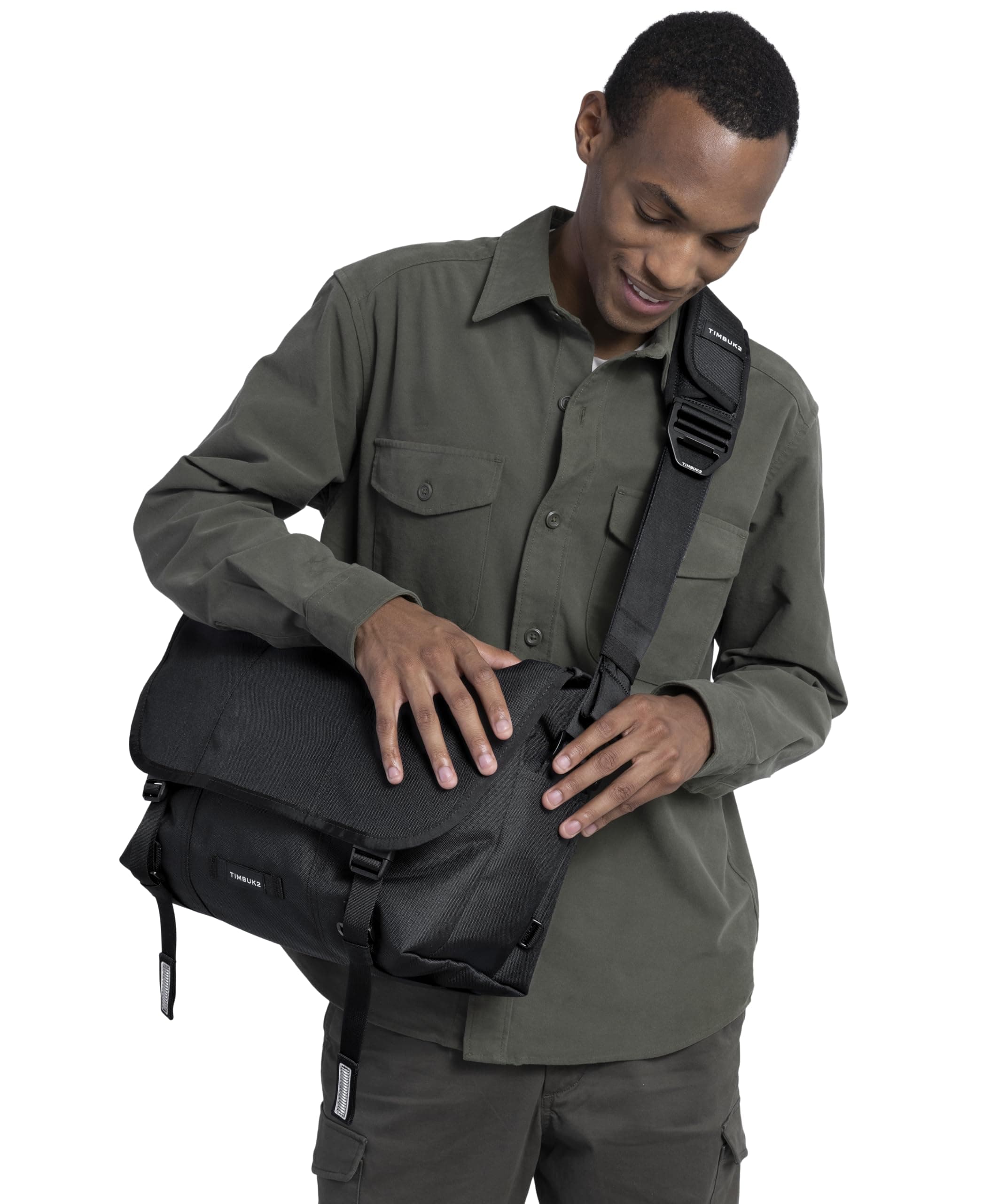 Timbuk2 Classic Messenger Bag, Jet Black, Medium - Image 8