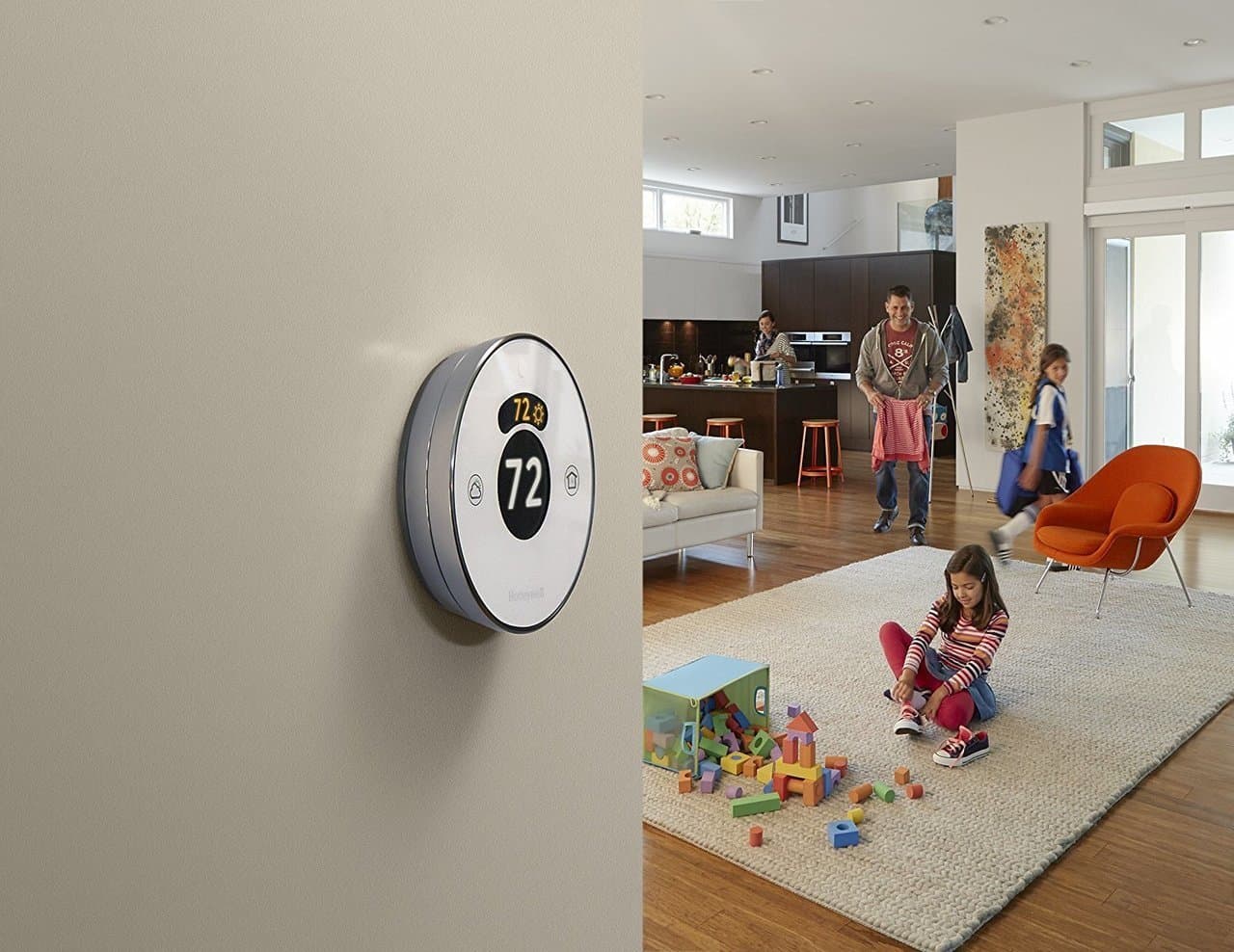 Honeywell Lyric Round Wi-Fi Thermostat, Up to 3 Heat/2 Cool Heat Pumps and Up to 2 Heat/2 Cool Conventional Systems - Image 4