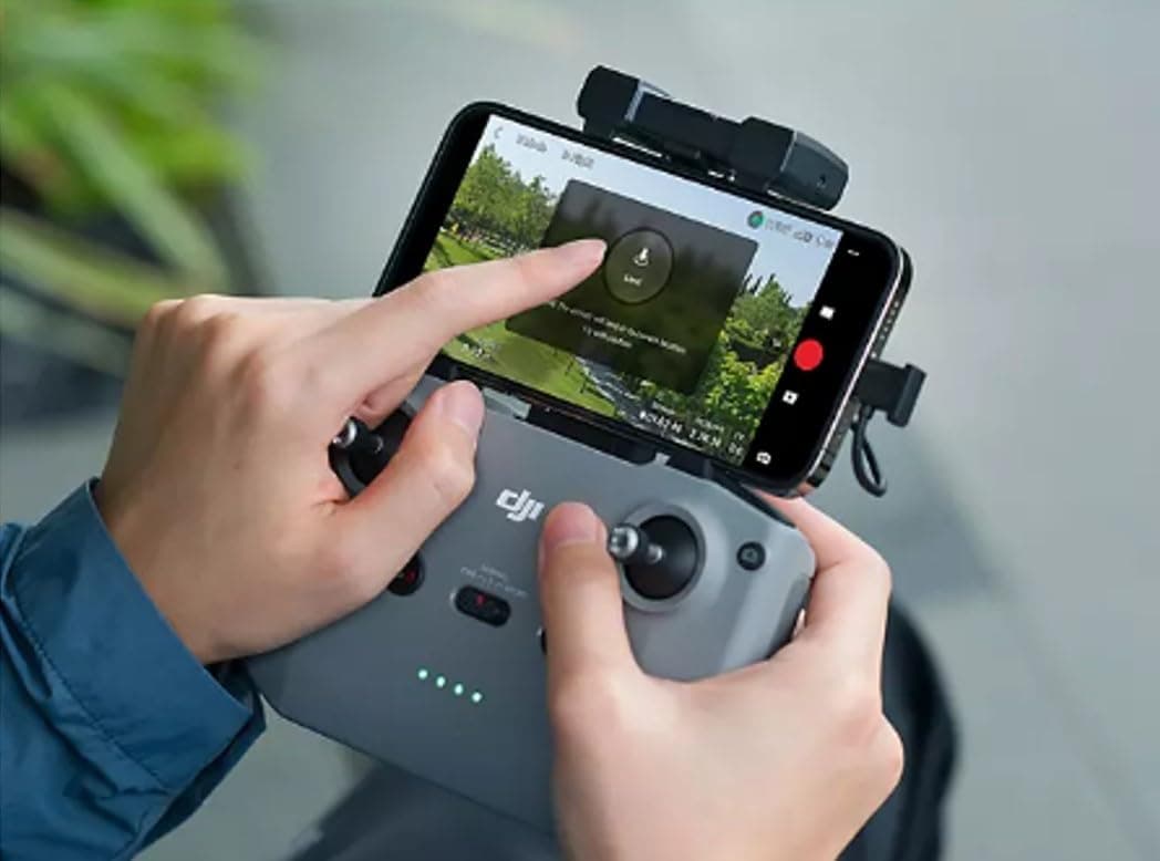 DJI Mini 2 SE Fly More, Mini Drone with Lightweight and Foldable Camera, 2.7K Video, Smart Modes, 10km Video Streaming, 31min Flight, Less than 249g, Easy to Use, Bag and Extra Battery - Image 8