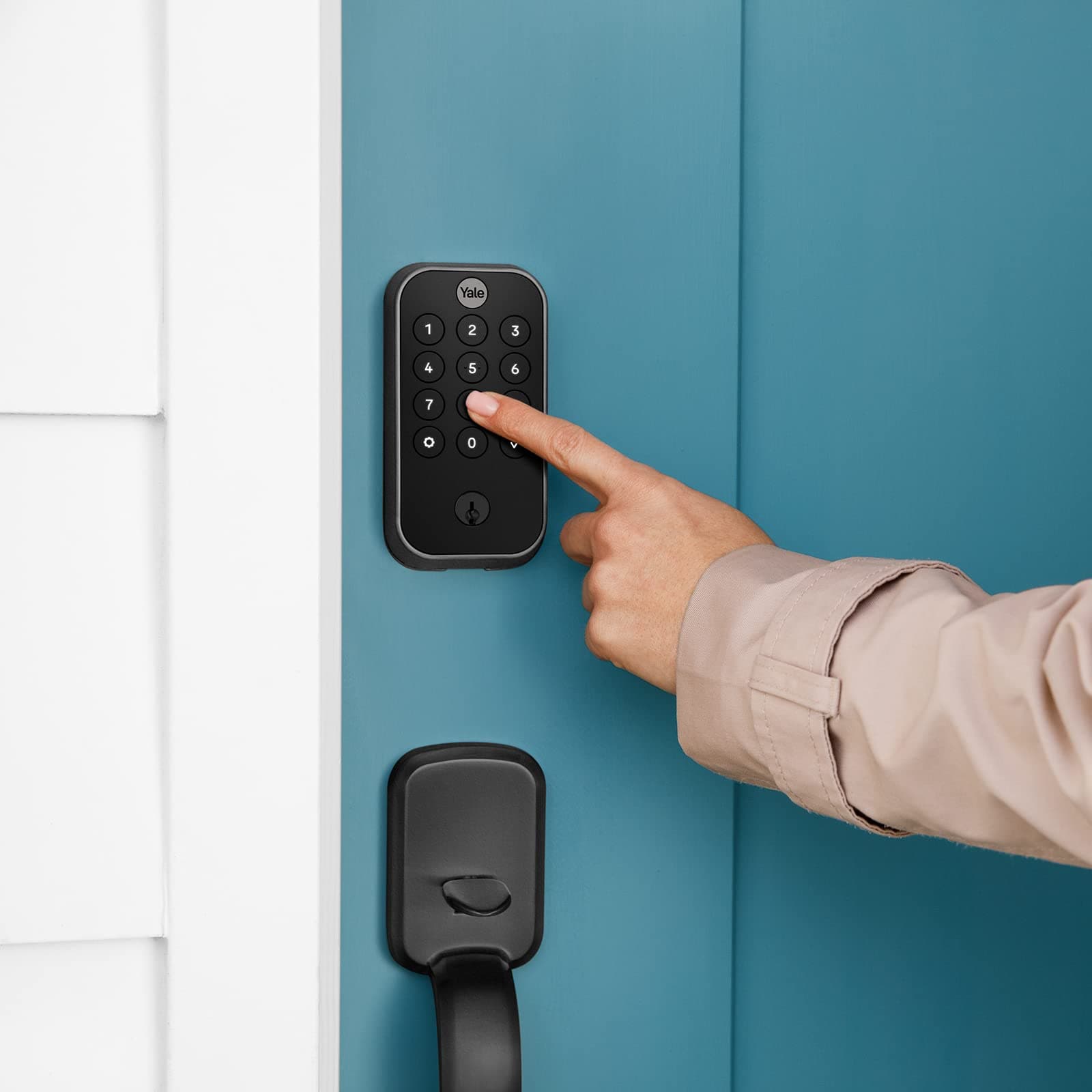 Yale Assure Lock 2 Keypad Deadbolt with Z-Wave, Black Suede - Image 6