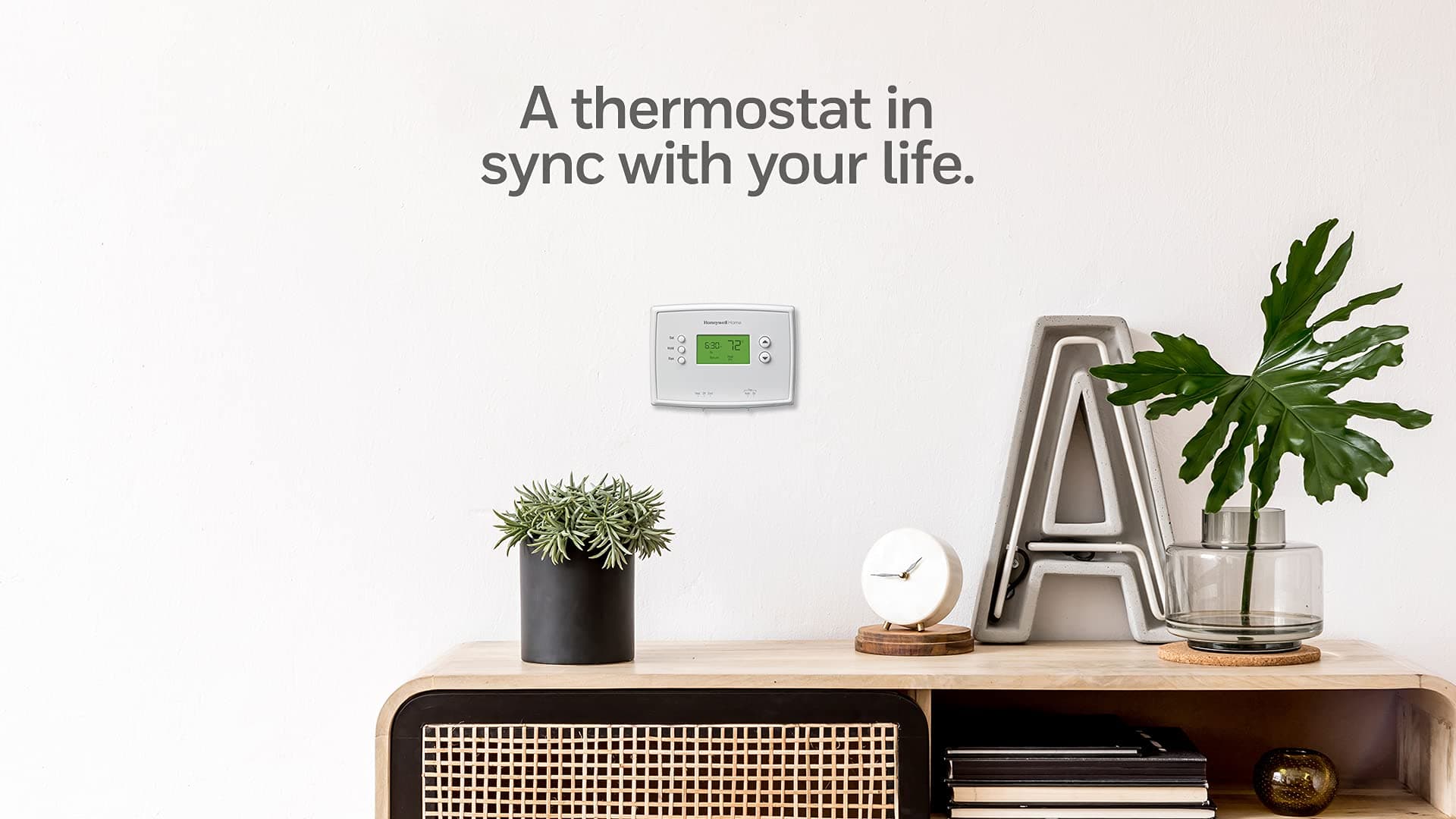 Honeywell Home RTH2300B1038 5-2 Day Programmable Thermostat, White - Image 4